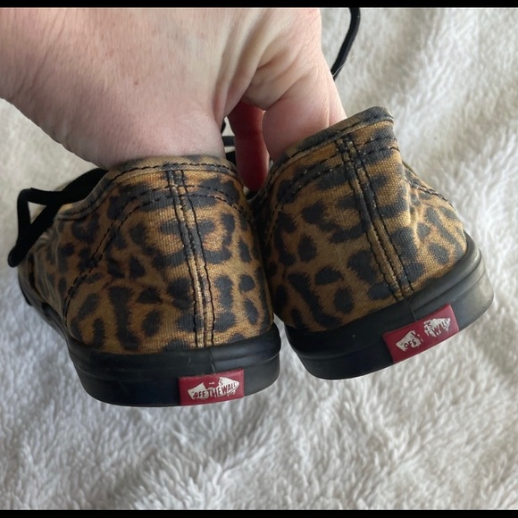 Cheetah / Leopard Print Vans - Picture 4 of 9
